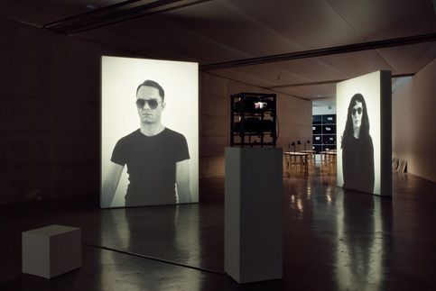 © Ana Torfs, Elective Affinities/The Truth of Masks & Tables of Affinities, 2002, © Generali Foundation Collection—Permanent Loan to Museum der Moderne Salzburg, photo: Margherita Spiluttini, Bildrecht, Wien 2025 torfs_GF0031194.01.0