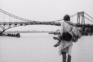 JPG\129\farocki_GF0003408.00_001.jpg