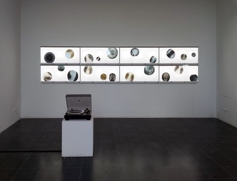 © Generali Foundation Collection—Permanent Loan to the Museum der Moderne Salzburg, © Generali Foundation, Photo: Stefanie Grünangerl JPG\145\jermolaewa_GF0031905.00_0010014993.jpg